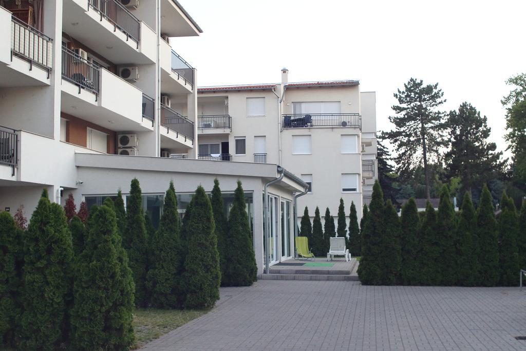 Honey Wellness Apartman Siófok Zewnętrze zdjęcie